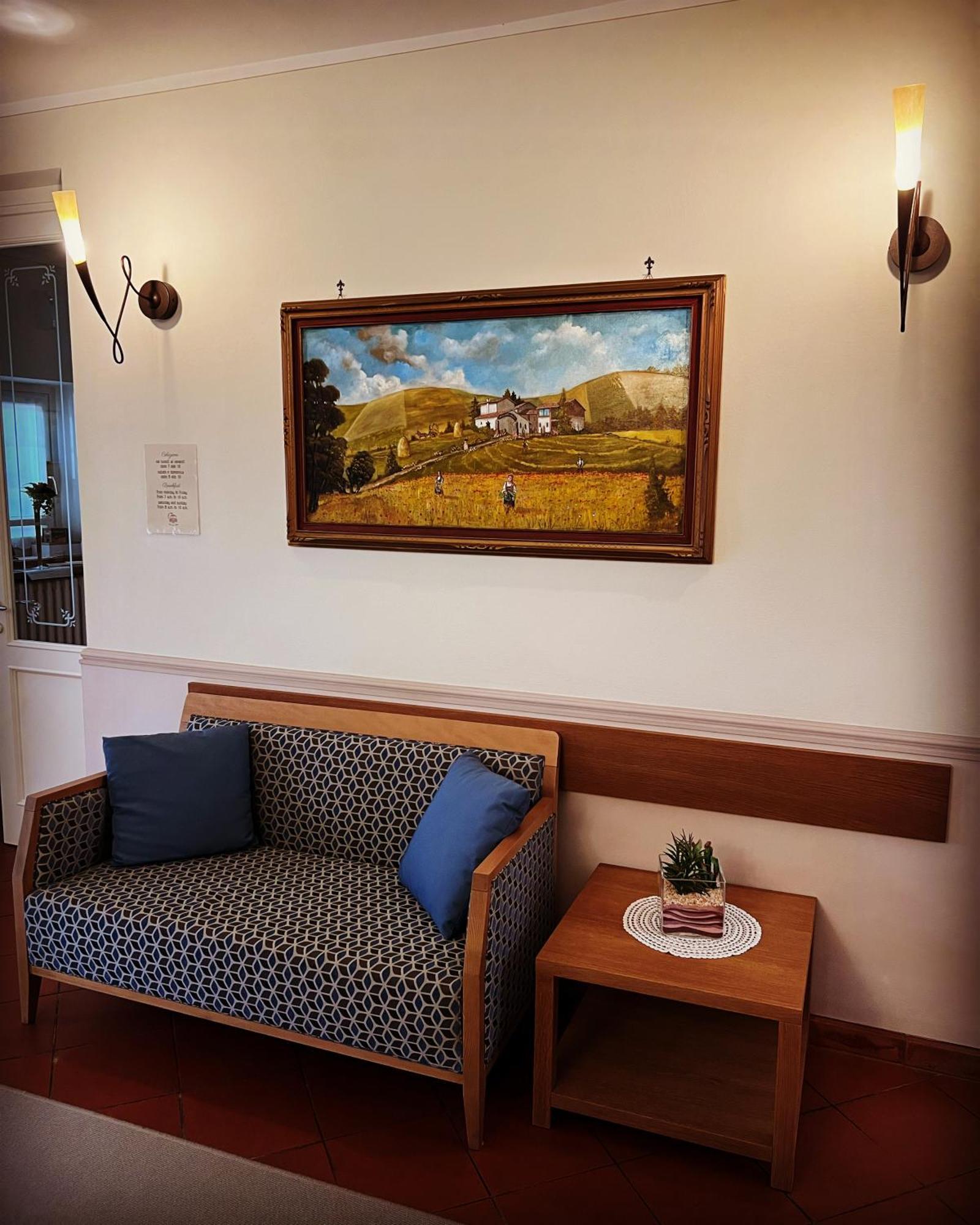 B&B Corte Delle Rose Кастильоне-делле-Стивьере Экстерьер фото